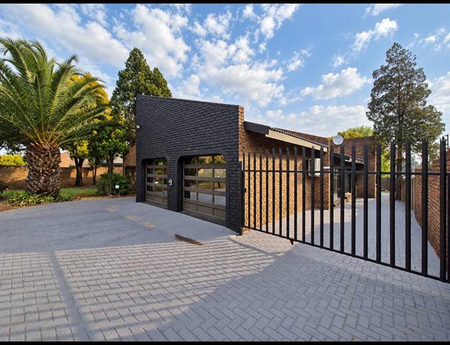 4 BEDROOM HOUSE FOR SALE IN VANDERBIJLPARK SE 3